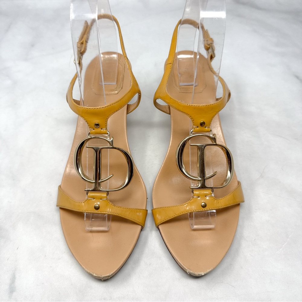 Christian Dior Vintage Y2K CD Logo Patent Leather Kitten Heel Sandals Retro 38